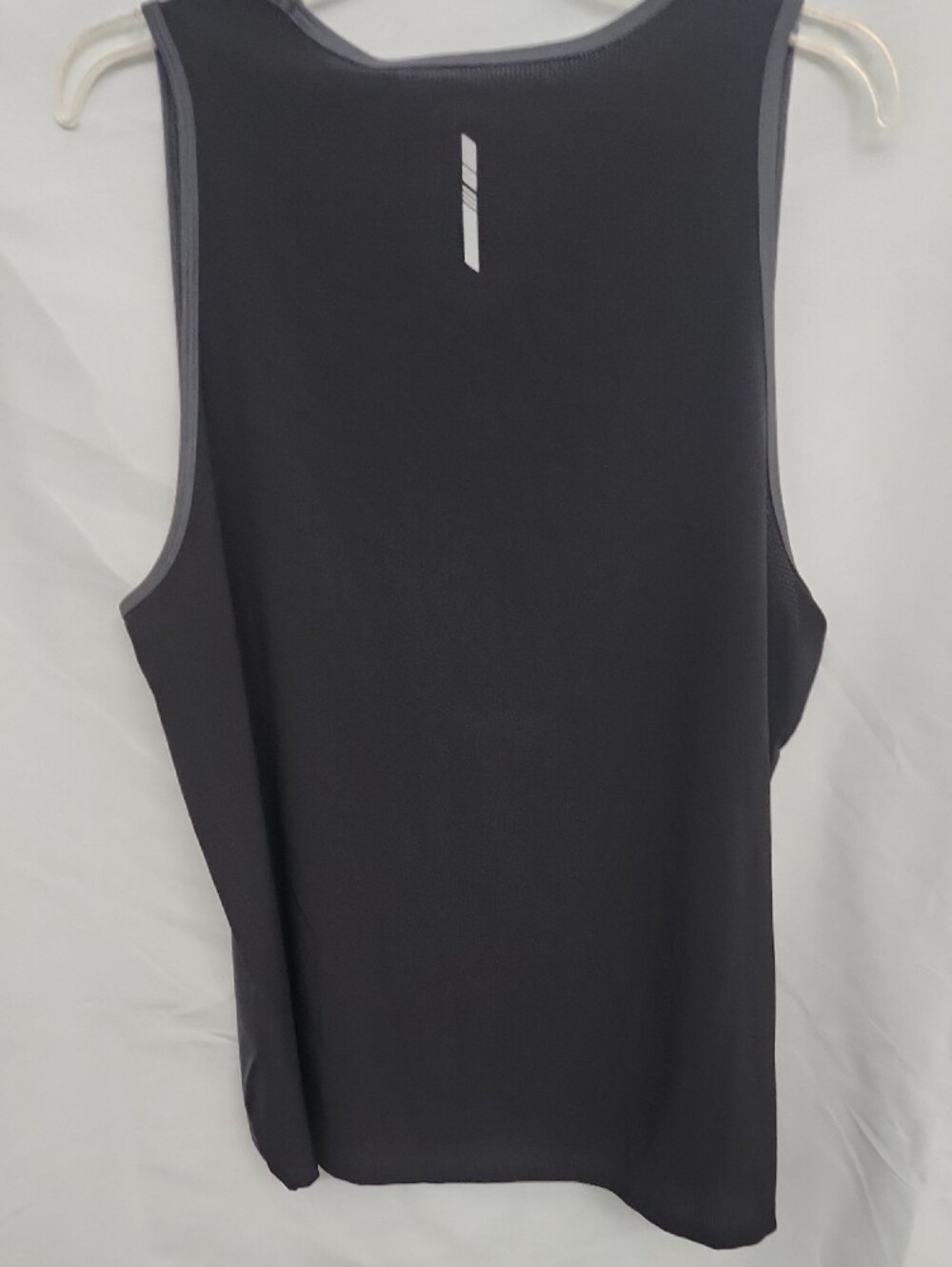 DSG Men's Athletic Moisture Wicking Run Tank Gray and Black Men's Size Large New - Picture 4 of 8